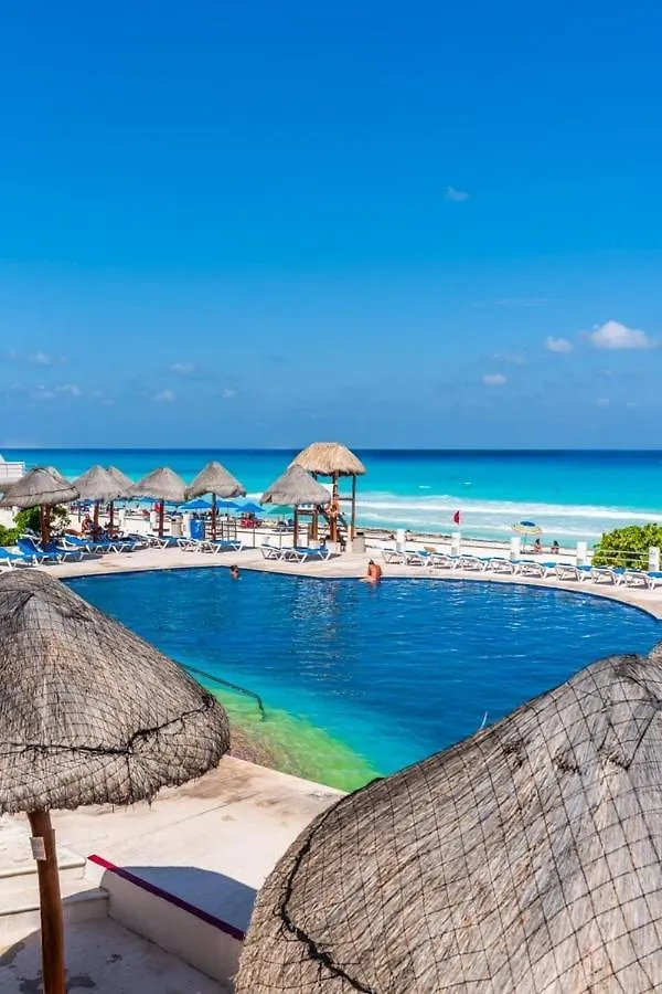 Ocean View, 3 King Beds, Balcony Lägenhet Cancún Mexiko