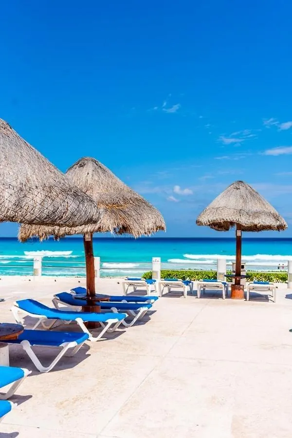 カンクンOcean View, 3 King Beds, Balconyアパートメント 0*, カンクン メキシコ