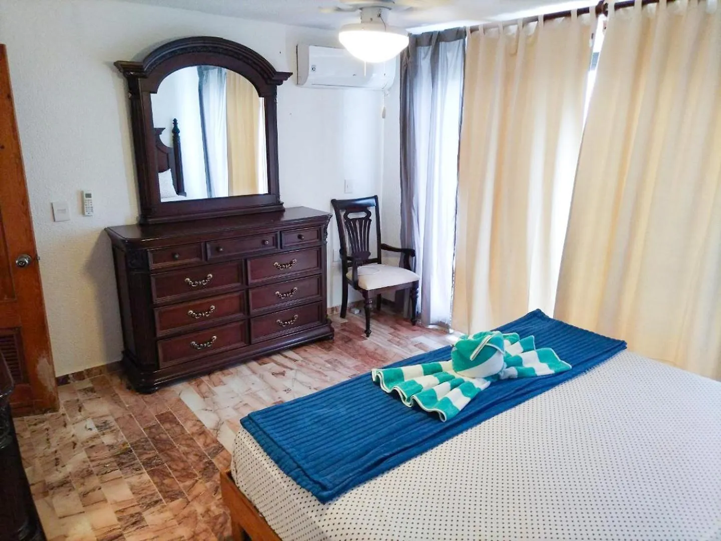 カンクンOcean View, 3 King Beds, Balconyアパートメント カンクン